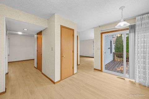 Tiny photo for 1811 Schmale Court #2, Glendale Heights, IL 60139 (MLS # 12519653)