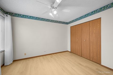 Tiny photo for 1811 Schmale Court #2, Glendale Heights, IL 60139 (MLS # 12519653)