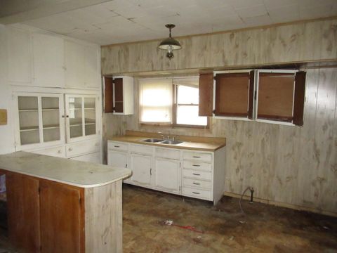 Tiny photo for 212 E Crawford Street, Paris, IL 61944 (MLS # 12593476)