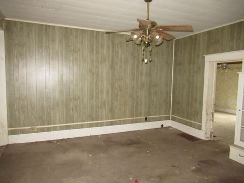 Tiny photo for 212 E Crawford Street, Paris, IL 61944 (MLS # 12593476)