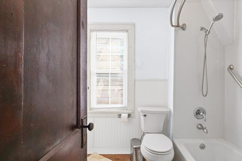 Tiny photo for 909 E WASHINGTON Street, Urbana, IL 61801 (MLS # 12578839)