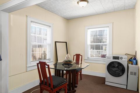 Tiny photo for 909 E WASHINGTON Street, Urbana, IL 61801 (MLS # 12578839)