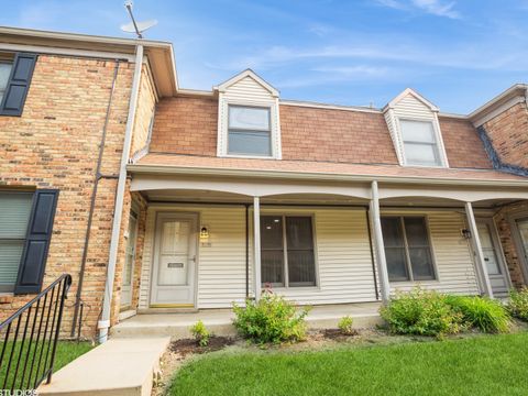 1812 Bristol Walk 1812 Hoffman Estates IL 60169