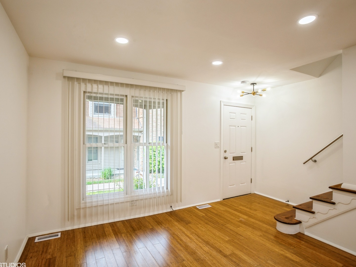 1812 Bristol Walk 1812
