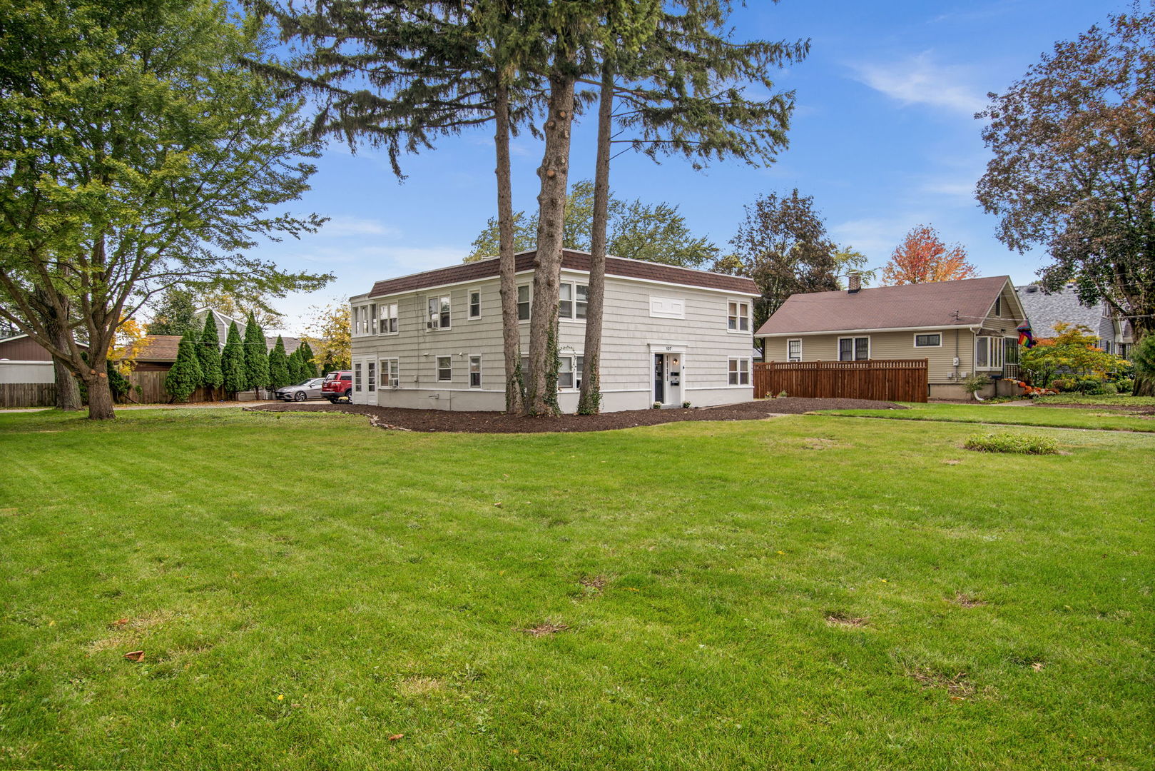 107 N Mallory Avenue