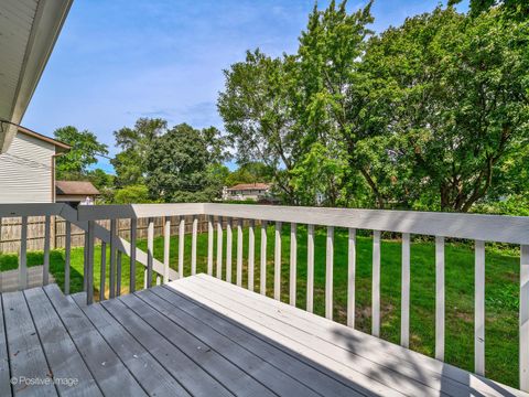 A home in Mount Prospect