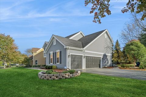 Tiny photo for 17671 W Westwind Drive, Gurnee, IL 60031 (MLS # 12494580)
