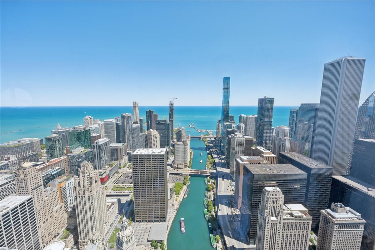 401 N Wabash Avenue 59A