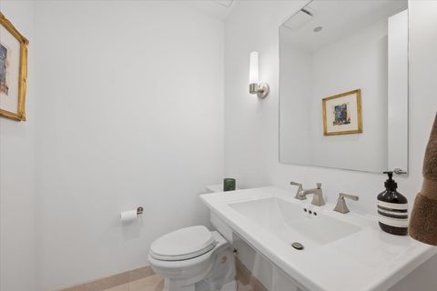 Tiny photo for 401 N Wabash Avenue #59A, Chicago, IL 60611 (MLS # 12646153)
