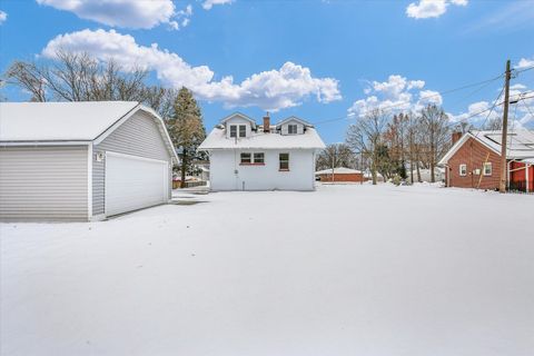 Tiny photo for 210 E Newkirk Street, Tuscola, IL 61953 (MLS # 12524960)