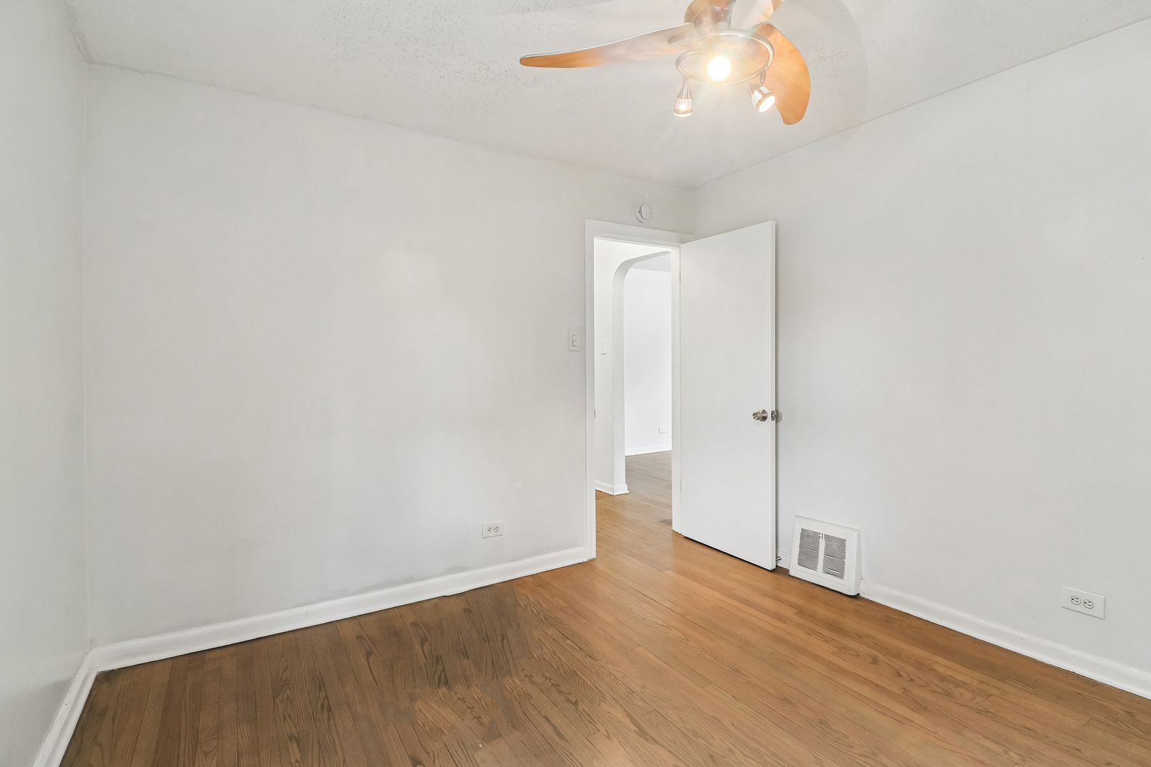 1107 W 101st Street
