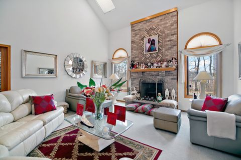 Tiny photo for 321 Royal Oak Drive, Steger, IL 60475 (MLS # 12567264)