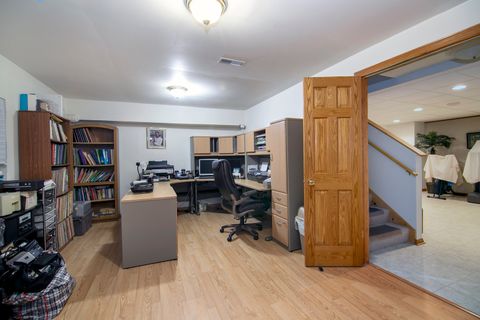 Tiny photo for 321 Royal Oak Drive, Steger, IL 60475 (MLS # 12567264)