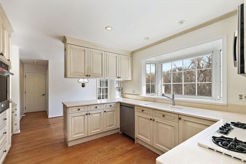 Tiny photo for 43 Ravenscraig Lane, Inverness, IL 60067 (MLS # 12588623)