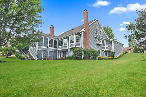 Tiny photo for 43 Ravenscraig Lane, Inverness, IL 60067 (MLS # 12588623)