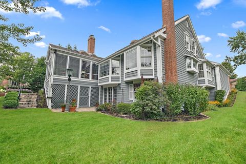 Tiny photo for 43 Ravenscraig Lane, Inverness, IL 60067 (MLS # 12588623)