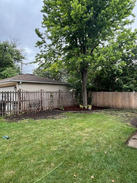 Tiny photo for 2337 Kensington Avenue, Westchester, IL 60154 (MLS # 12464031)