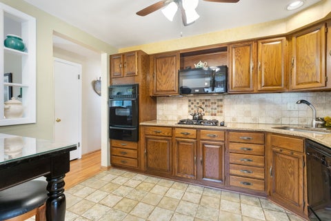 Tiny photo for 8746 40th Street, Lyons, IL 60534 (MLS # 12762934)