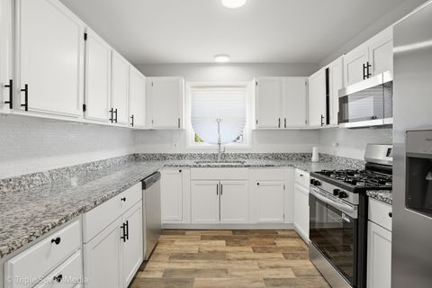 Tiny photo for 3761 Kirk Court, Country Club Hills, IL 60478 (MLS # 12467355)