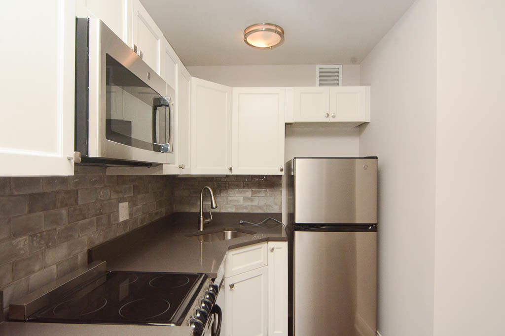 640 W WRIGHTWOOD Avenue 309