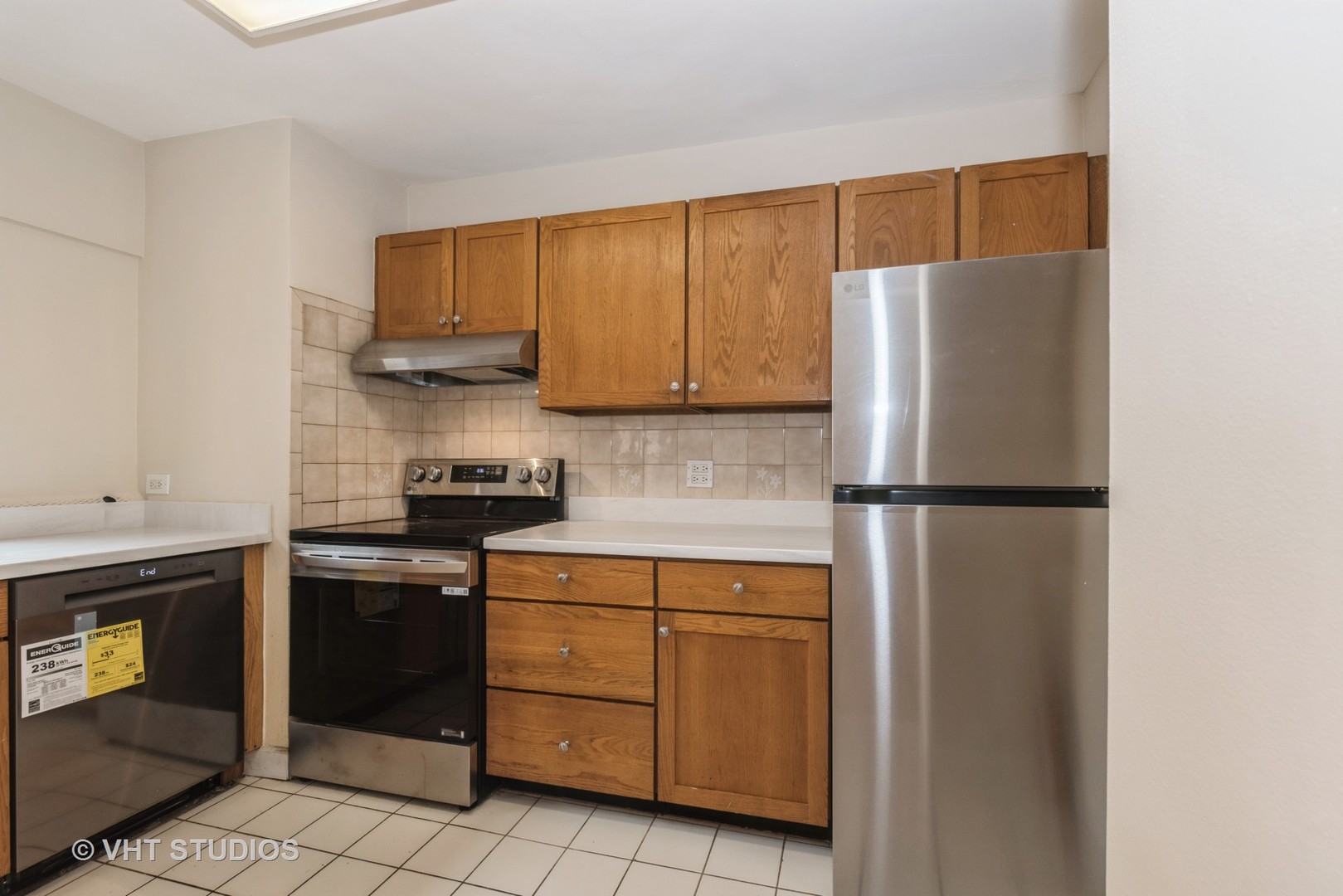 4960 N Marine Drive 720