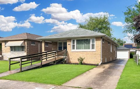 Photo of 510 Price Avenue, Calumet City, IL 60409 (MLS # 12640342)