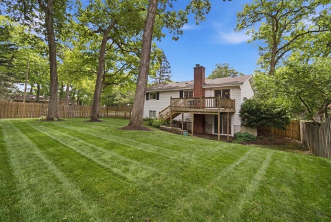 Tiny photo for 254 Dunbar Road, Mundelein, IL 60060 (MLS # 12663431)