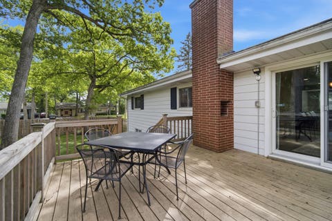 Tiny photo for 254 Dunbar Road, Mundelein, IL 60060 (MLS # 12663431)