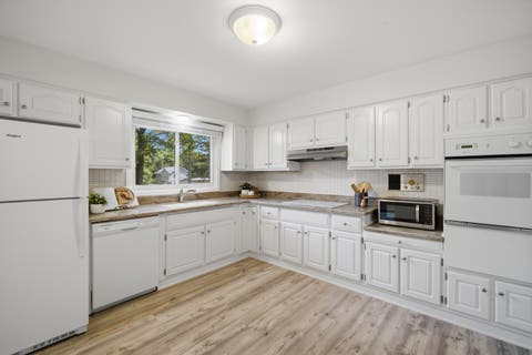Tiny photo for 254 Dunbar Road, Mundelein, IL 60060 (MLS # 12663431)