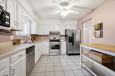 Tiny photo for 102 Nottingham Chase, Normal, IL 61761 (MLS # 12575056)