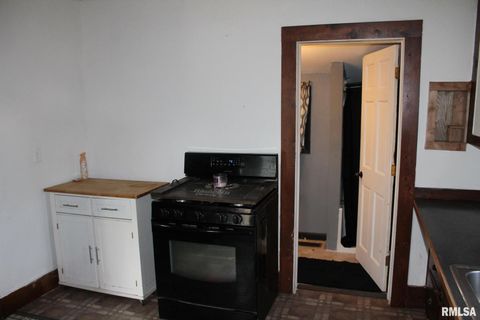 Tiny photo for 422 ROSS Street, Kewanee, IL 61443 (MLS # QC4268141)