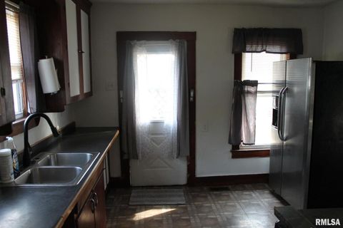 Tiny photo for 422 ROSS Street, Kewanee, IL 61443 (MLS # QC4268141)