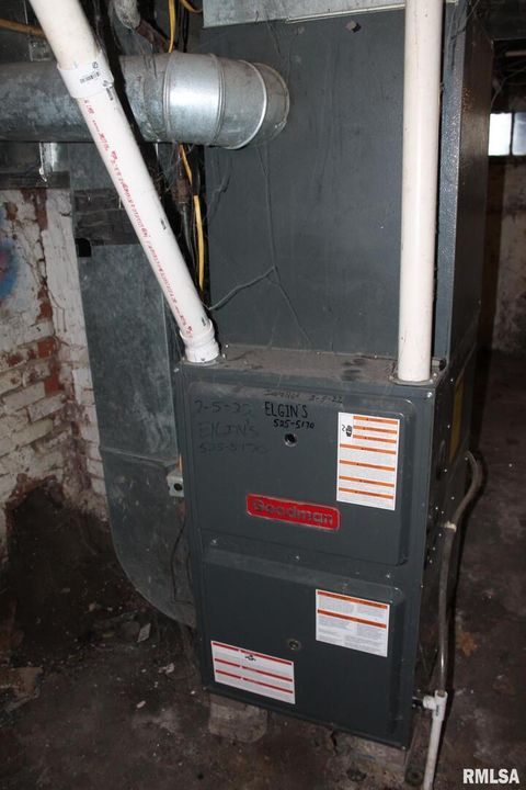 Tiny photo for 422 ROSS Street, Kewanee, IL 61443 (MLS # QC4268141)