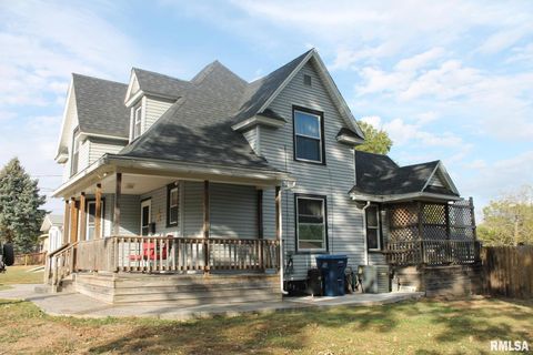 Tiny photo for 422 ROSS Street, Kewanee, IL 61443 (MLS # QC4268141)