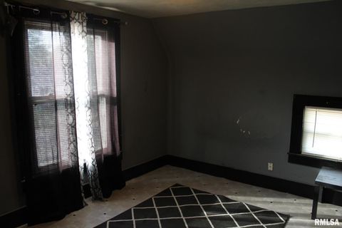 Tiny photo for 422 ROSS Street, Kewanee, IL 61443 (MLS # QC4268141)