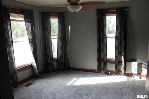 Tiny photo for 422 ROSS Street, Kewanee, IL 61443 (MLS # QC4268141)