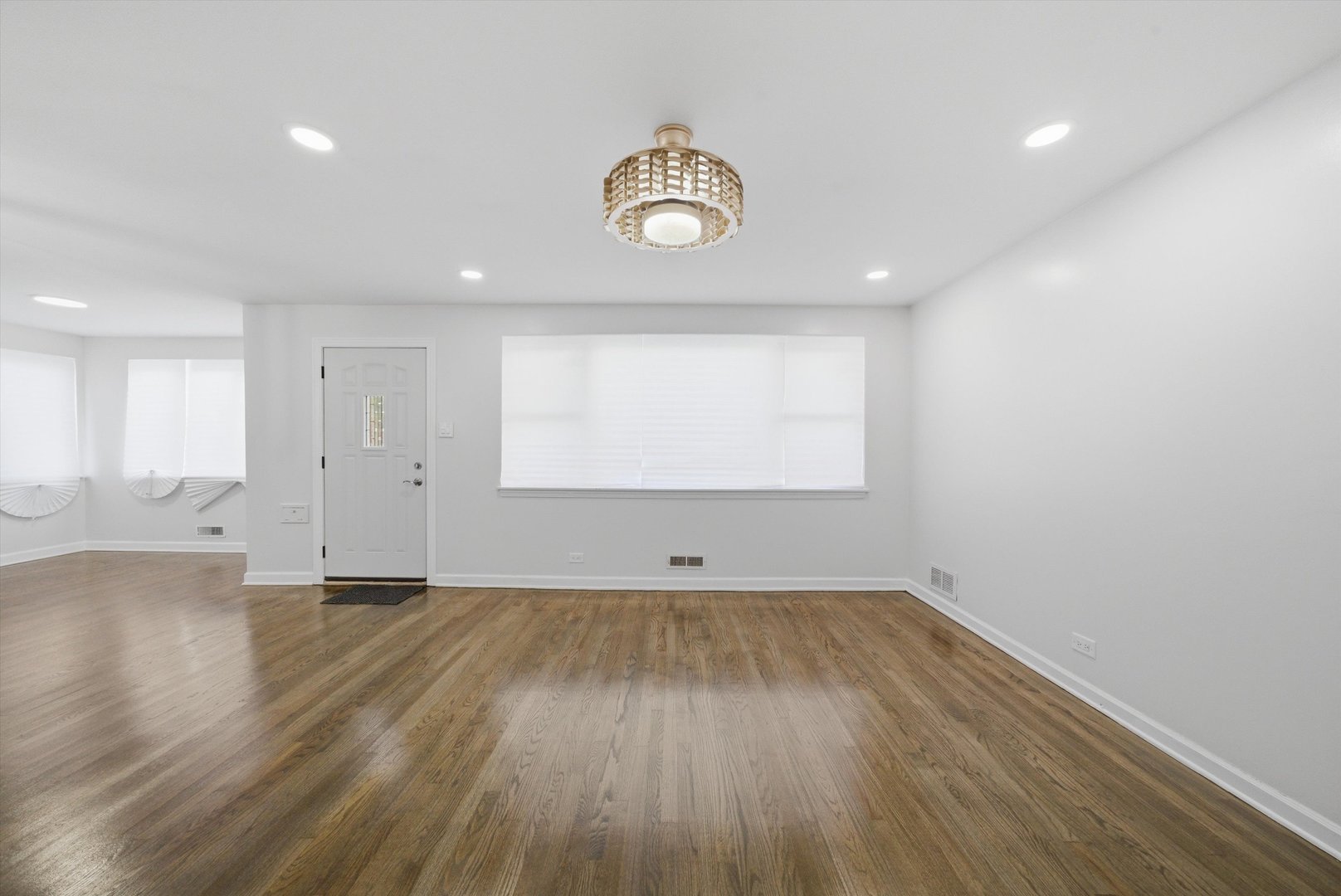10828 S PULASKI Road