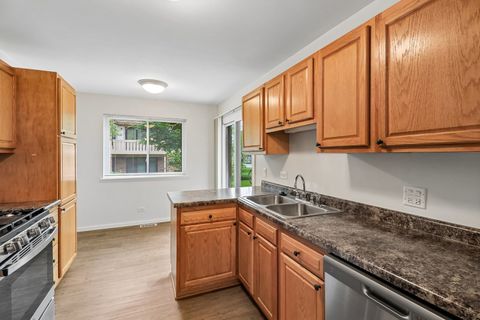 Tiny photo for 1102 Woodbury Lane #D1, Wheeling, IL 60090 (MLS # 12651703)