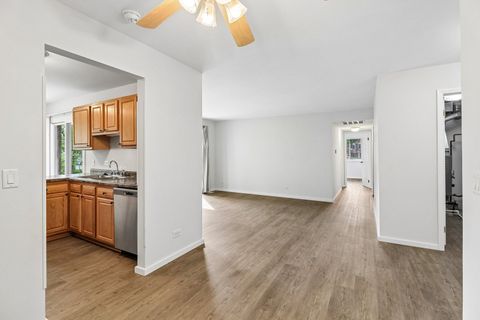 Tiny photo for 1102 Woodbury Lane #D1, Wheeling, IL 60090 (MLS # 12651703)