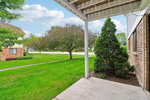Tiny photo for 1102 Woodbury Lane #D1, Wheeling, IL 60090 (MLS # 12651703)