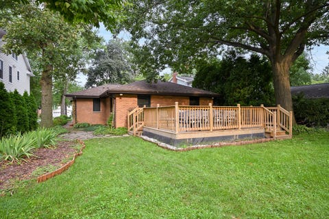 Tiny photo for 183 Brandon Avenue, Glen Ellyn, IL 60137 (MLS # 12732687)