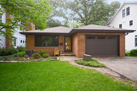 Photo of 183 Brandon Avenue, Glen Ellyn, IL 60137 (MLS # 12732687)