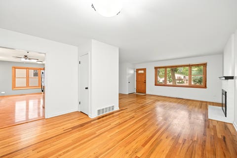Tiny photo for 183 Brandon Avenue, Glen Ellyn, IL 60137 (MLS # 12732687)