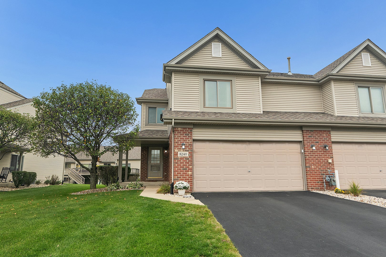 8240 Auburn Lane