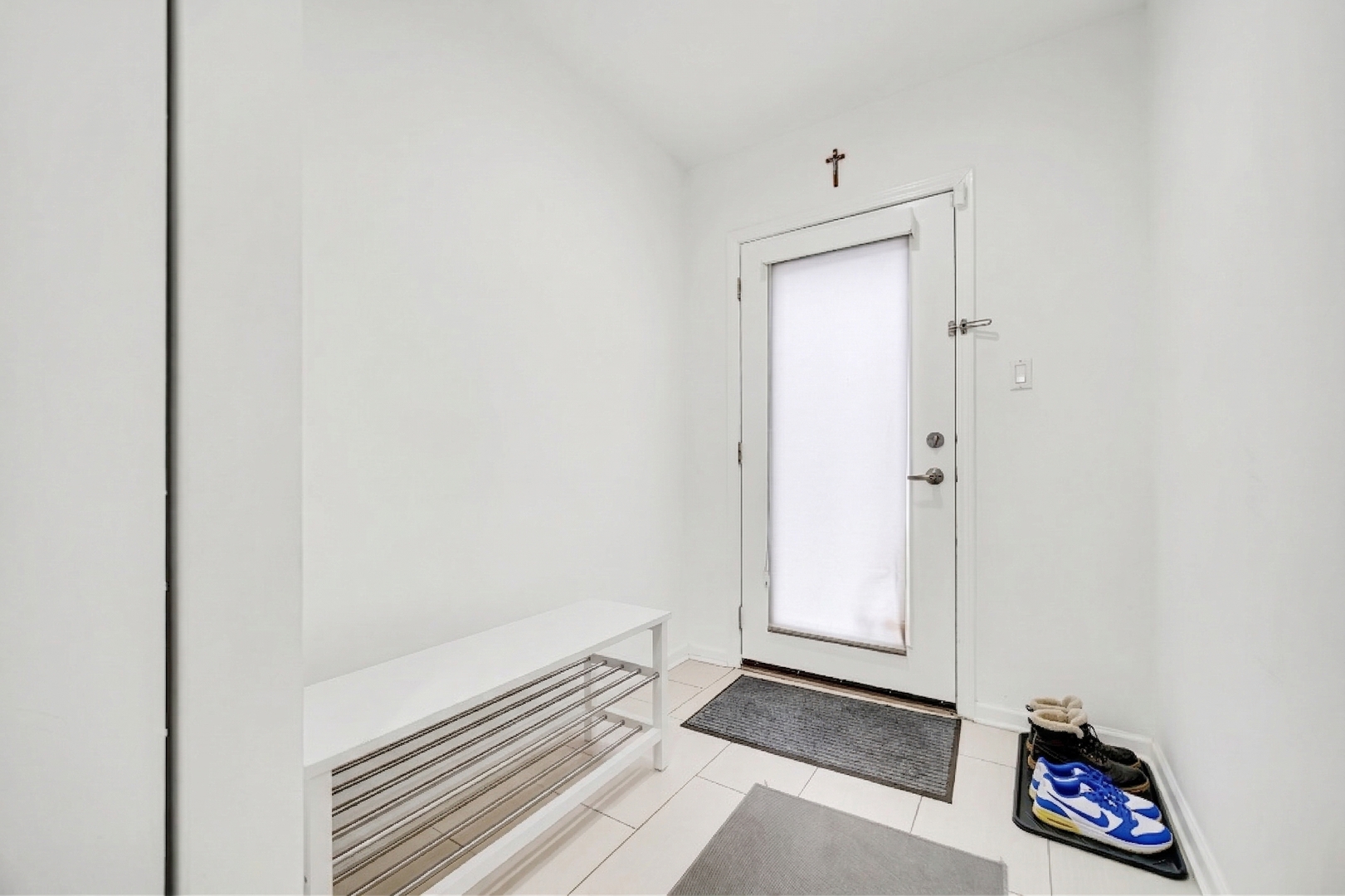 2801 N Wolcott Avenue G