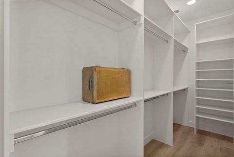 Tiny photo for 6542 Pelican Street, Bettendorf, IA 52722 (MLS # 12572619)