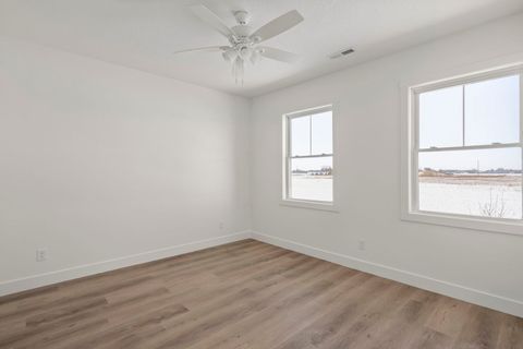 Tiny photo for 6542 Pelican Street, Bettendorf, IA 52722 (MLS # 12572619)