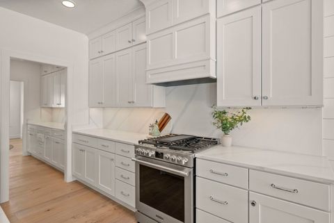 Tiny photo for 6542 Pelican Street, Bettendorf, IA 52722 (MLS # 12572619)