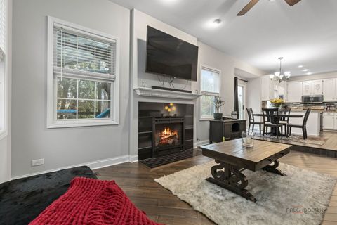 Tiny photo for 943 Chesapeake Boulevard, Grayslake, IL 60030 (MLS # 12516163)