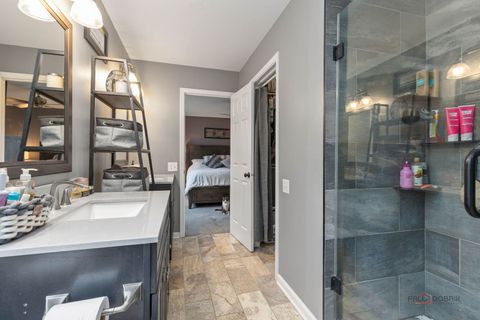 Tiny photo for 943 Chesapeake Boulevard, Grayslake, IL 60030 (MLS # 12516163)